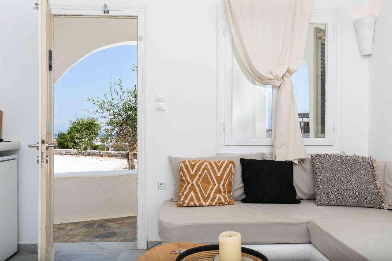 Aspries Suites Piso Livadi Exterior foto