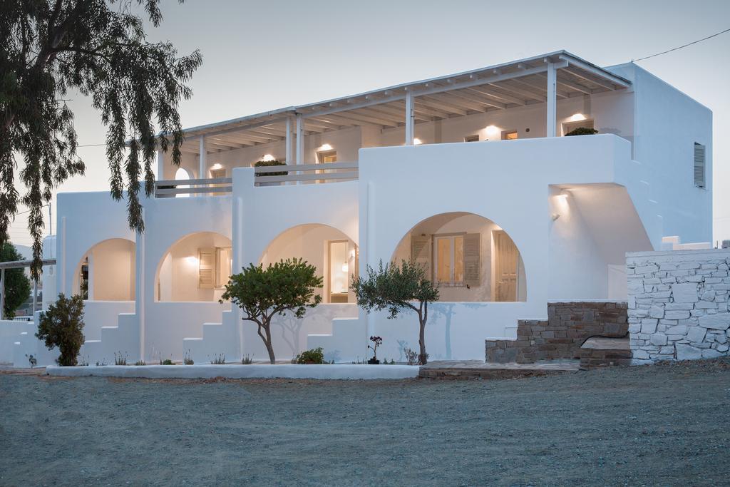 Aspries Suites Piso Livadi Exterior foto